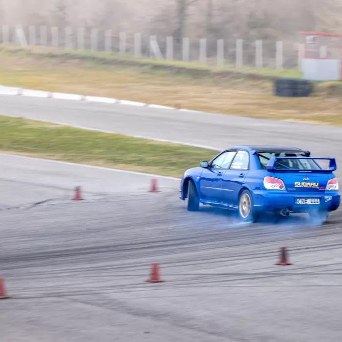 subarutaxi.hu-b708293c610fe7d9da5e47f4fc1aad403aa36233.jpg